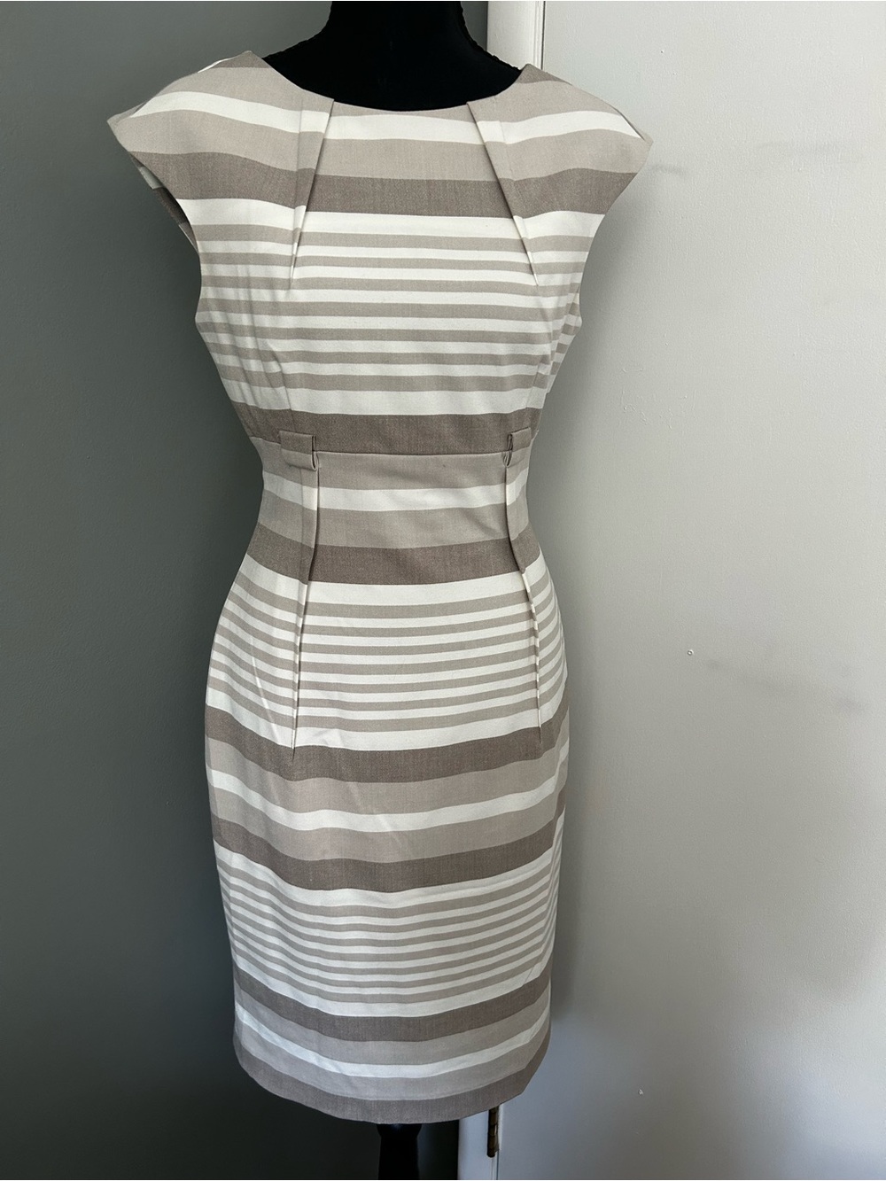 NWOT Calvin Klein Taupe & White Sheath Dress
